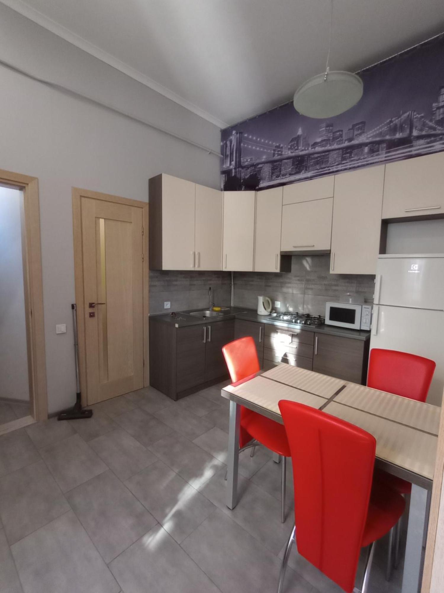 Apartment On Khorvatska Street リヴィウ エクステリア 写真